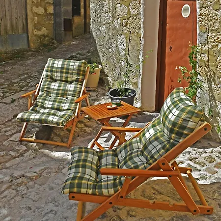 Casa Vacanze La Dimora Di Santa Barbara Petralia Soprana Exterior photo